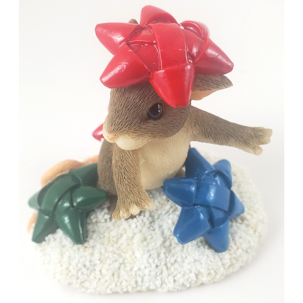 Charming Tails I'M STUCK ON YOU Mackenzie Christmas Figurine By Fitz and Floyd